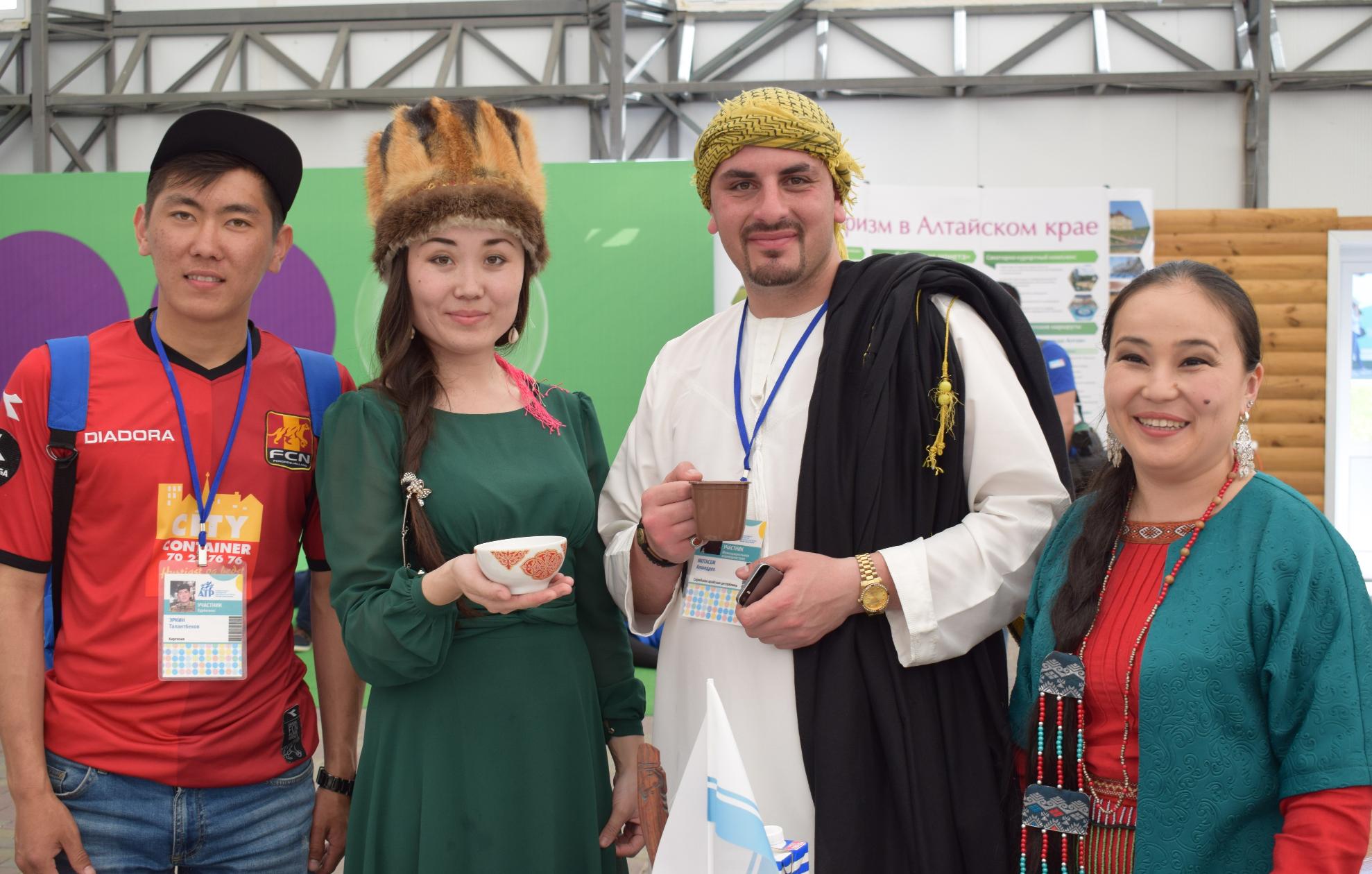 Республика Алтай представила тематическую программу «Бизнес в стиле этно» в рамках Международного молодежного управленческого форума «Алтай. Точки Роста»