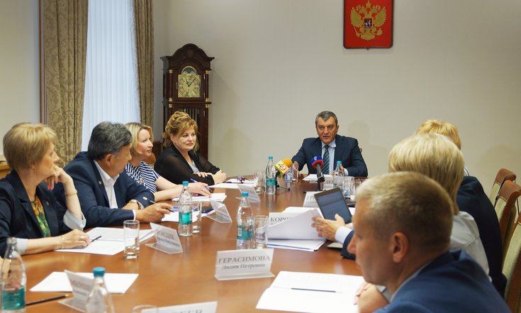 Деятельность общественных палат Сибирского Федерального округа обсудили в Новосибирске