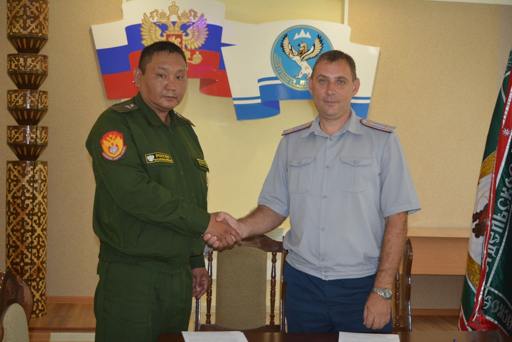 Подписано соглашение о сотрудничестве между исполнительной инспекцией УФСИН России по Республике Алтай и казачьим обществом