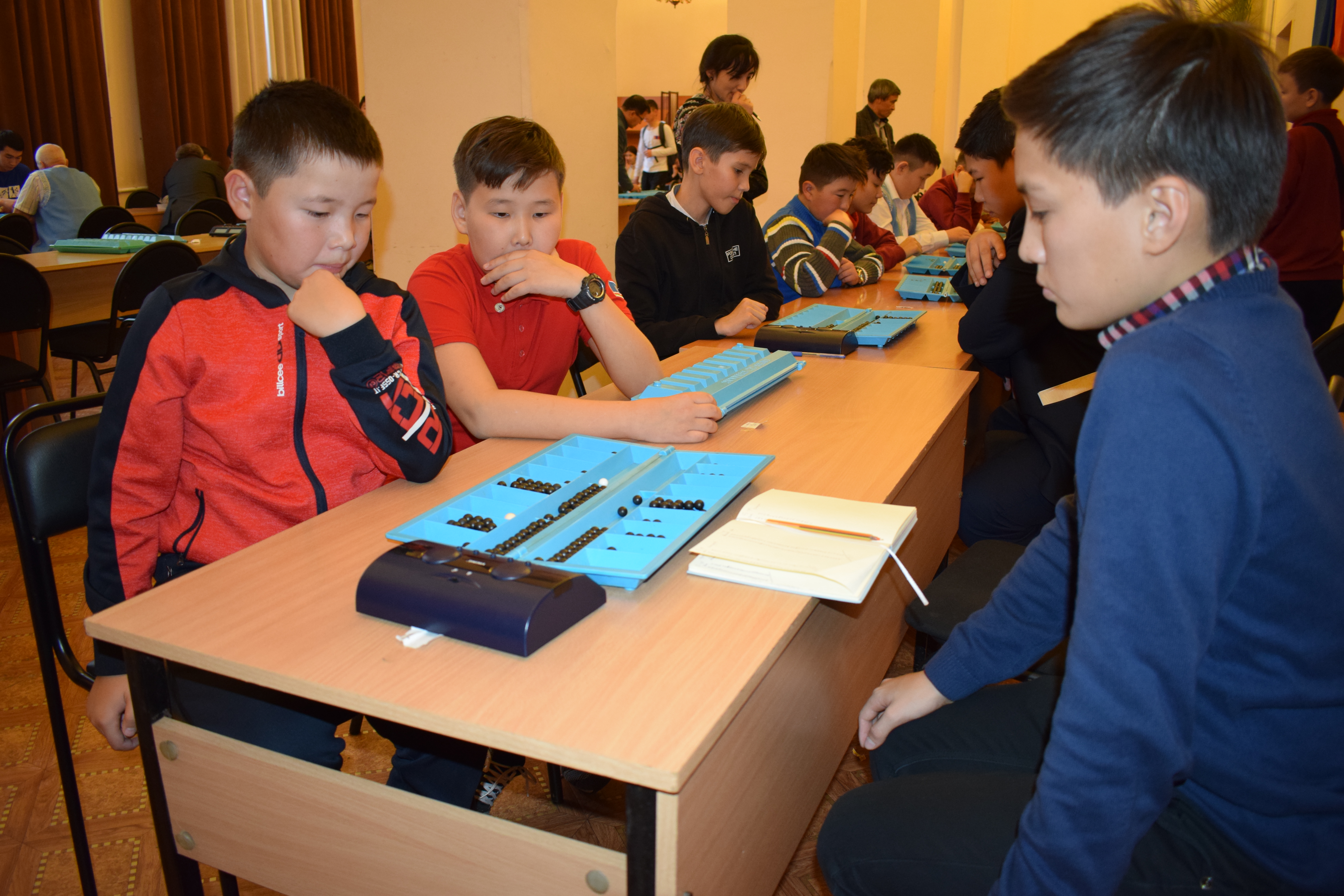 Международные соревнования по Алтай-шатре, тогызкумалак и манкале состоялись в Горно-Алтайске