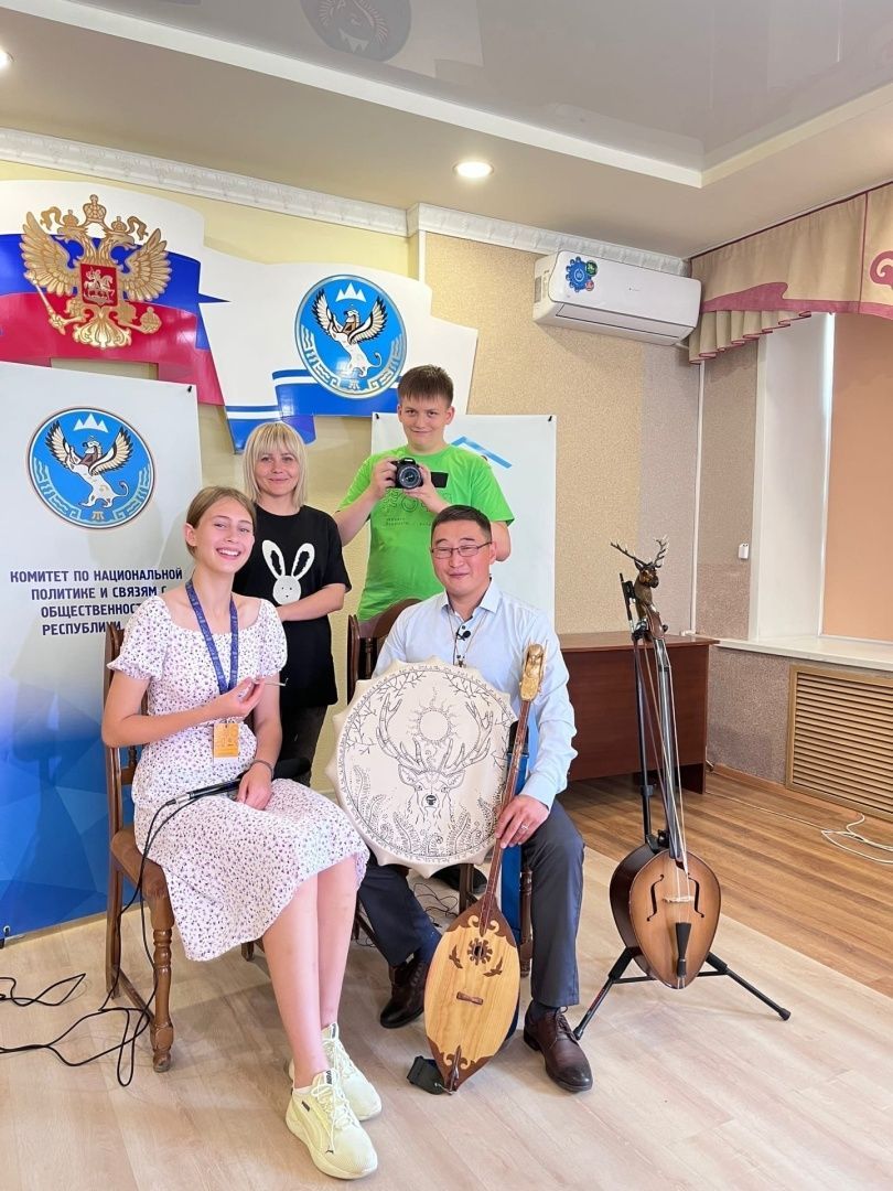 Дом Дружбы народов посетили ребята из Луганской Народной Республики