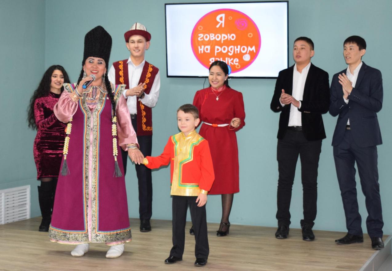Международный день родного языка отметили в Горно-Алтайске