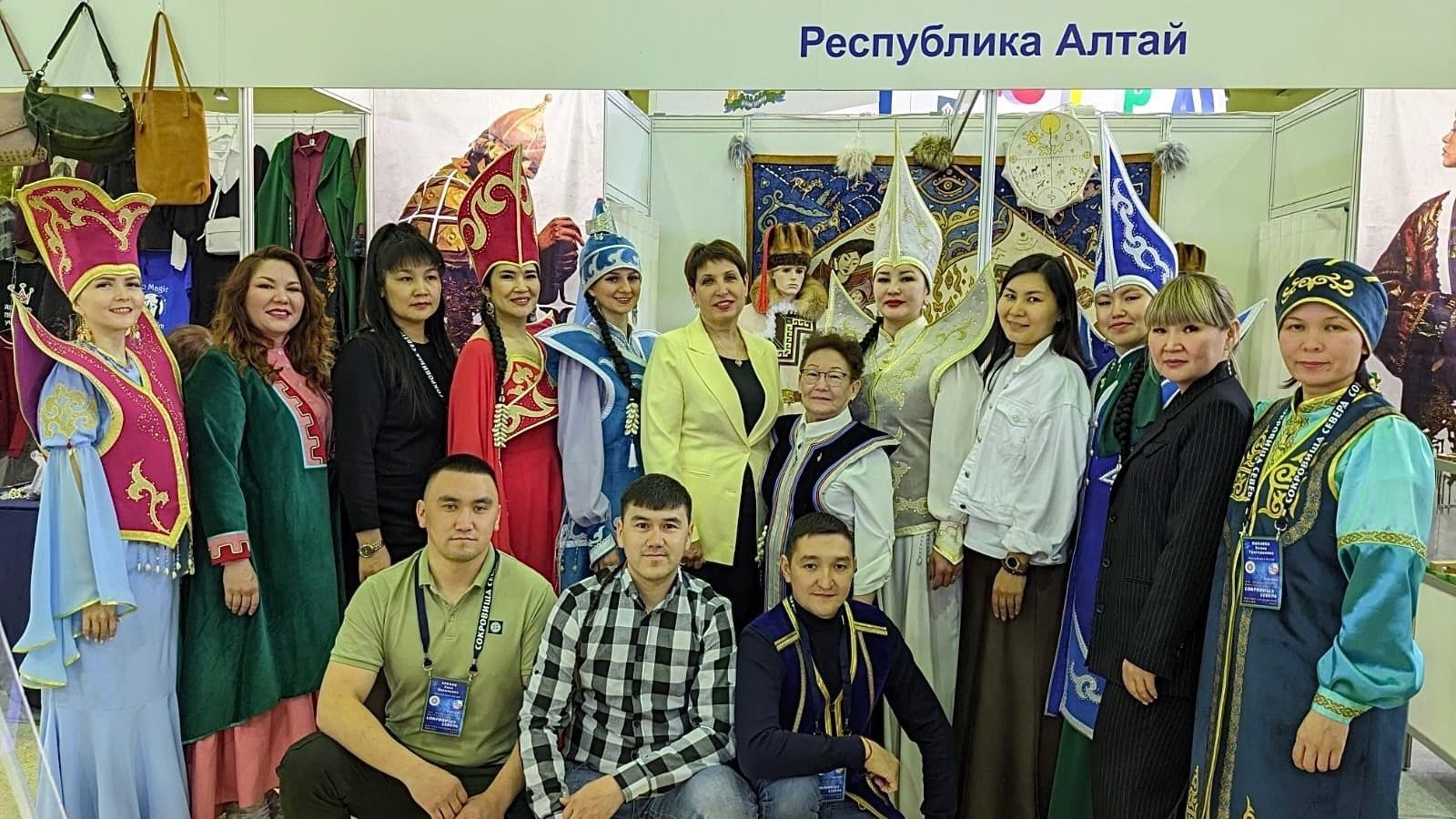 Мастера и артисты из Республики Алтай стали победителями Международной выставки-ярмарки «Сокровища Севера»